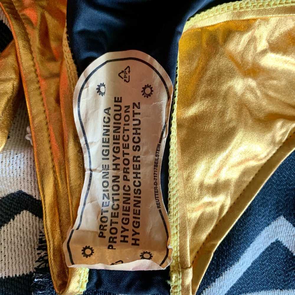 GUCCI SWIMSUIT ONEPIECE NWOT SMALL - Picture 13 of 16